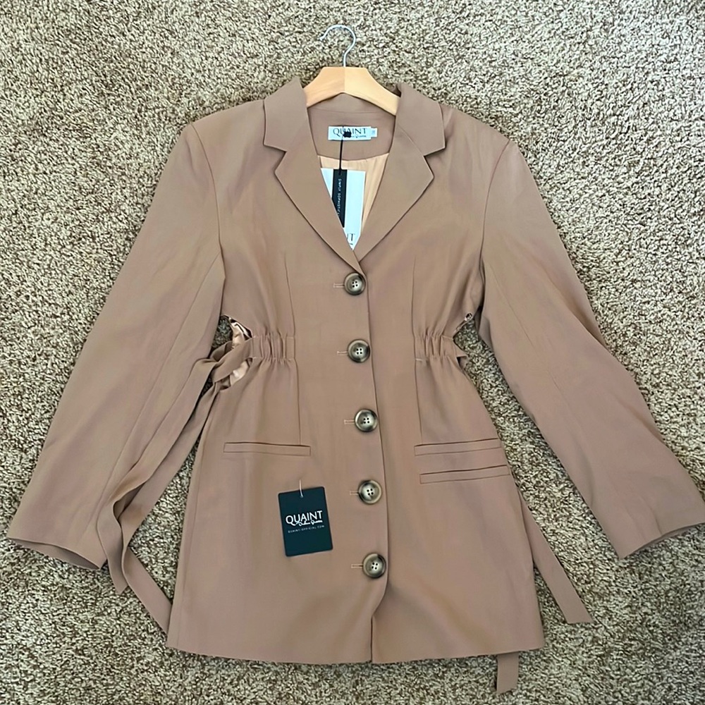 COPY - NWT sophisticated dress top